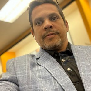 Meet your Posher, Francisco